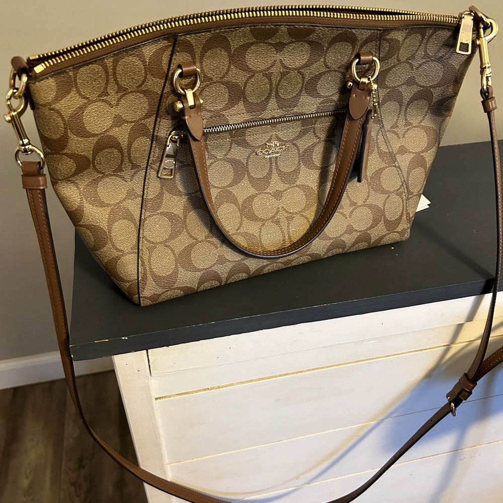 Coach purse. Tan color